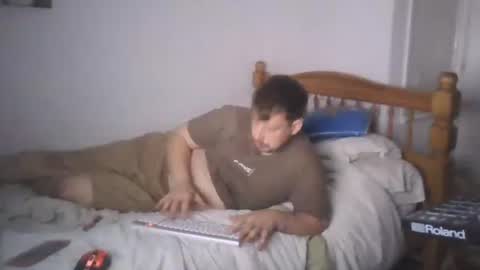 bigwill595686787 online show from October 2025 02:43:02 AM