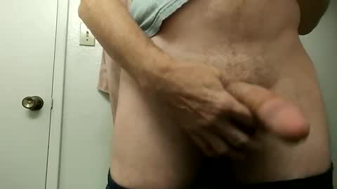 Snapshot of bigwillie112044 chatting on March 2026 02:31:02 PM bigwillie112044 online show from March 2026 02:31:02 PM