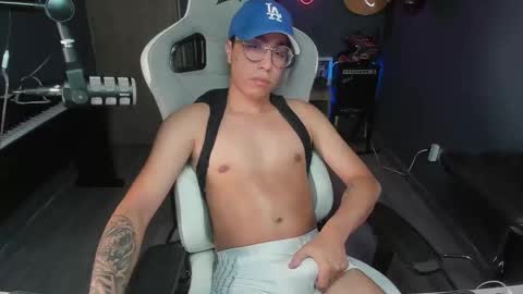 Snapshot of bigxboy96 chatting on February 2025 08:54:01 PM bigxboy96 online show from February 2025 08:54:01 PM