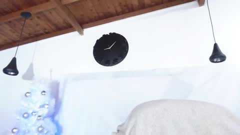 andres online show from December 2024 03:26:02 AM