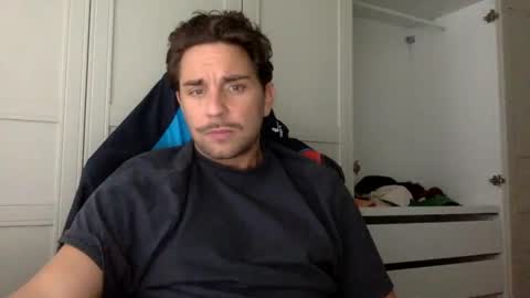 Snapshot of bikdig1 chatting on December 2024 01:00:02 PM bikdig1 online show from December 2024 01:00:02 PM