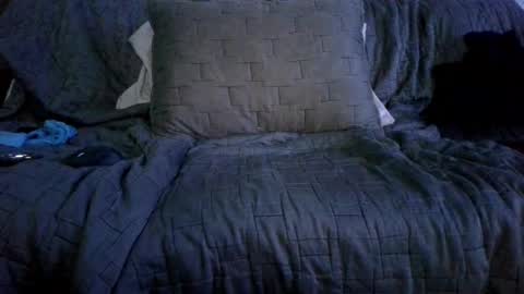 KinkyBiSlut online show from October 2025 03:51:02 AM