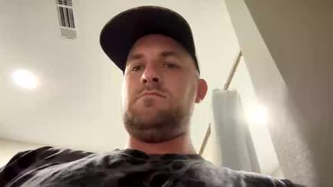 Snapshot of bilbonebagit chatting on December 2025 08:43:01 AM bilbonebagit online show from December 2025 08:43:01 AM