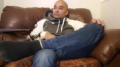 Snapshot of bilie11 chatting on October 2025 04:04:02 AM Bilie online show from October 2025 04:04:02 AM