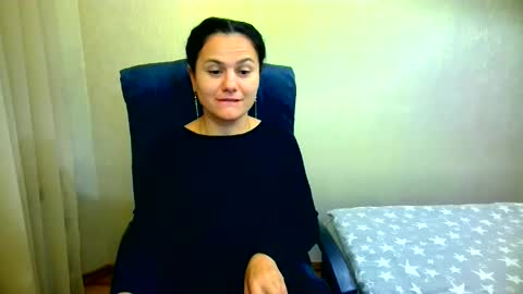 Snapshot of bililay chatting on September 2025 09:37:02 PM DOM NIKA online show from September 2025 09:37:02 PM