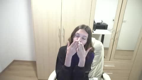 billy1love online show from April 2026 01:07:02 AM