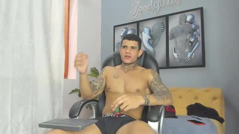 Billy Douglass online show from December 2025 08:35:01 PM