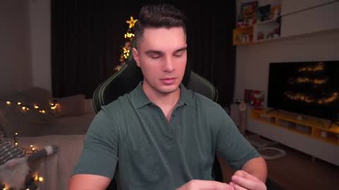 Snapshot of billypassion chatting on December 2024 05:09:02 AM BillyPassion online show from December 2024 05:09:02 AM