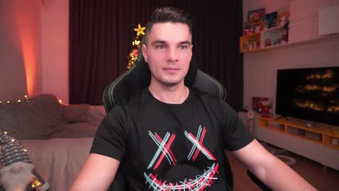 Snapshot of billypassion chatting on December 2024 05:49:02 AM BillyPassion online show from December 2024 05:49:02 AM