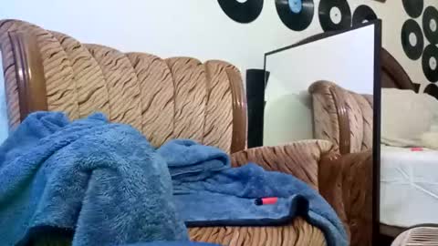 Bill online show from November 2025 01:06:01 AM