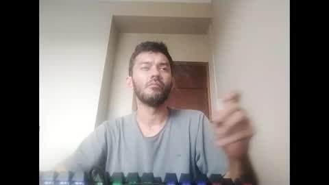 binhodm1 online show from December 2024 07:52:02 PM