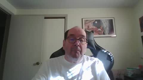 Snapshot of bink195234 chatting on February 2025 07:02:01 PM Bink195234 online show from February 2025 07:02:01 PM
