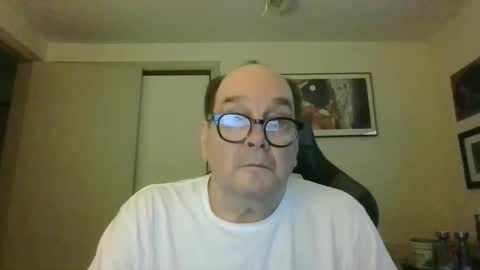 Snapshot of bink195234 chatting on January 2026 07:06:01 PM Bink195234 online show from January 2026 07:06:01 PM