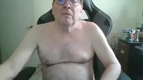 Bink195234 online show from April 2026 05:44:02 PM