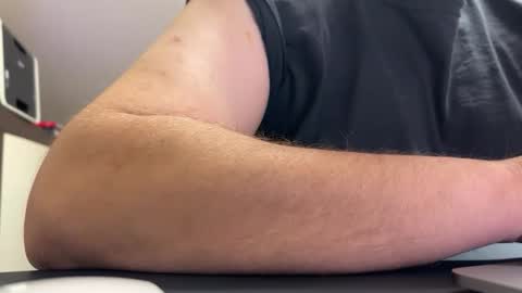 Snapshot of bipeni chatting on December 2025 01:52:02 PM bipeni online show from December 2025 01:52:02 PM