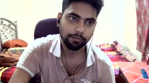 Snapshot of birbikrom104 chatting on June 2026 01:44:02 PM birbikrom104 online show from June 2026 01:44:02 PM