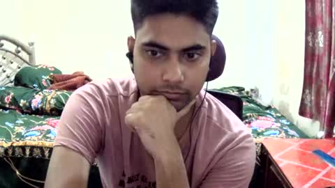 Snapshot of birbikrom104 chatting on July 2026 05:39:02 PM birbikrom104 online show from July 2026 05:39:02 PM