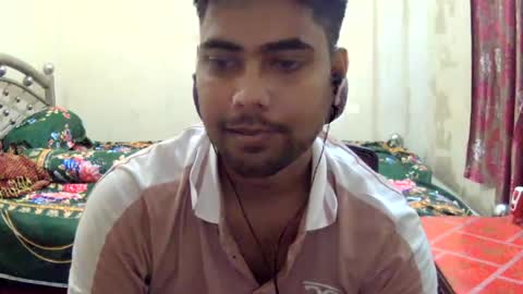 Snapshot of birbikrom104 chatting on July 2026 06:37:02 AM birbikrom104 online show from July 2026 06:37:02 AM