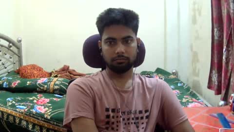 Snapshot of birbikrom104 chatting on July 2026 06:11:01 AM birbikrom104 online show from July 2026 06:11:01 AM