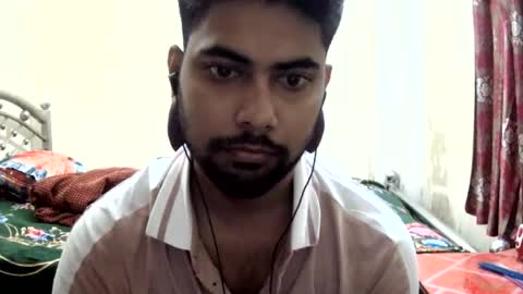 Snapshot of birbikrom104 chatting on July 2026 06:09:02 AM birbikrom104 online show from July 2026 06:09:02 AM