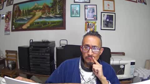 Manu O online show from December 2025 08:09:01 AM