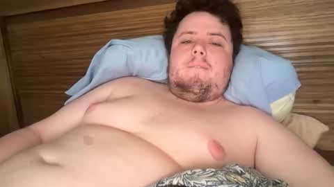 Snapshot of bisexualchubbyboy chatting on February 2025 10:52:02 PM james online show from February 2025 10:52:02 PM