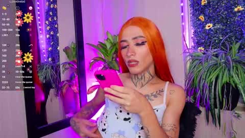 Snapshot of bitch_capelli chatting on September 2025 02:59:02 AM .. .. online show from September 2025 02:59:02 AM