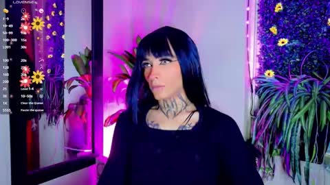 Snapshot of bitch_capelli chatting on September 2025 06:24:01 PM .. .. online show from September 2025 06:24:01 PM