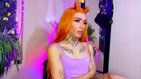 Snapshot of bitch_capelli chatting on October 2025 01:36:02 AM .. .. online show from October 2025 01:36:02 AM