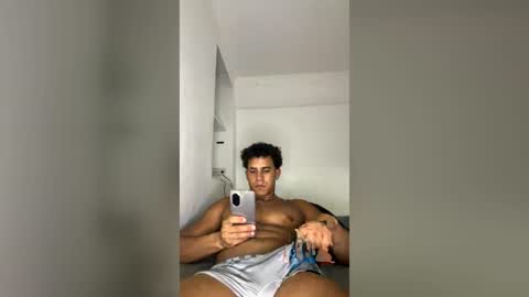 Snapshot of biutbruschi chatting on August 2026 06:34:02 AM biutbruschi online show from August 2026 06:34:02 AM