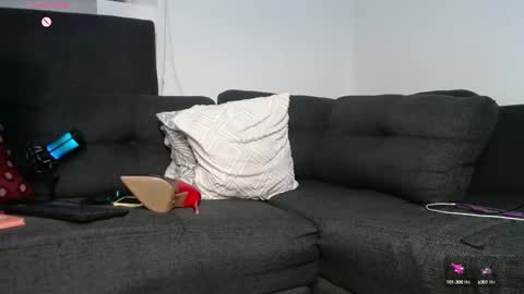 Jenn online show from February 2025 04:22:01 AM