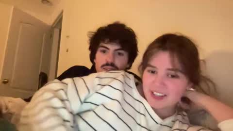 Snapshot of bkws985 chatting on March 2026 12:15:01 AM bkws985 online show from March 2026 12:15:01 AM