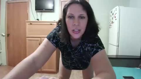 Snapshot of black__bird chatting on December 2024 09:08:01 PM naughtyKate online show from December 2024 09:08:01 PM