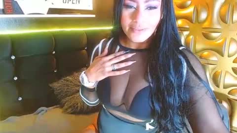 Snapshot of black_ambar chatting on December 2024 03:37:02 AM Ambar online show from December 2024 03:37:02 AM