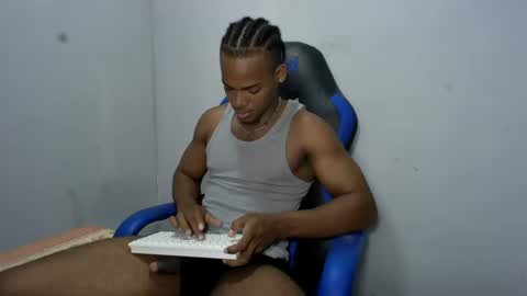 tu morenito online show from June 2026 02:32:02 PM