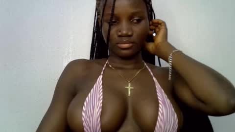 Snapshot of black_ebonyqueen chatting on September 2025 11:49:02 PM Esthy online show from September 2025 11:49:02 PM