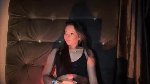 black_fairyxxx online show from October 2025 05:34:02 PM