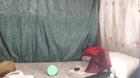 MORENITA ISA online show from March 2025 11:39:01 PM