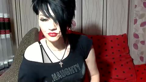 Snapshot of black_hot_01 chatting on December 2024 07:24:02 AM black_hot_01 online show from December 2024 07:24:02 AM
