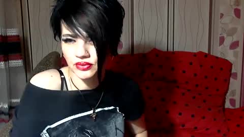 Snapshot of black_hot_01 chatting on December 2024 12:21:02 AM black_hot_01 online show from December 2024 12:21:02 AM