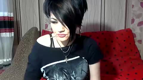 Snapshot of black_hot_01 chatting on February 2025 08:50:01 AM black_hot_01 online show from February 2025 08:50:01 AM