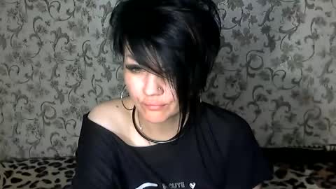 Snapshot of black_hot_01 chatting on September 2025 11:50:01 PM black_hot_01 online show from September 2025 11:50:01 PM