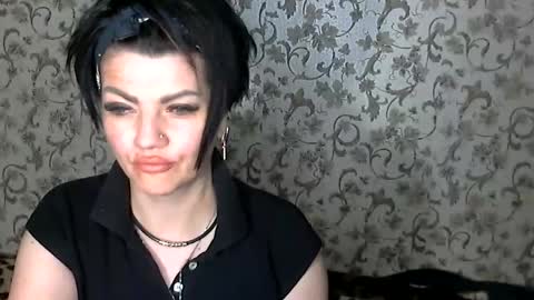 Snapshot of black_hot_01 chatting on October 2025 01:23:01 AM black_hot_01 online show from October 2025 01:23:01 AM