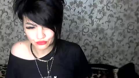 Snapshot of black_hot_01 chatting on October 2025 10:33:01 PM black_hot_01 online show from October 2025 10:33:01 PM