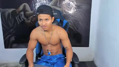 black johnsonn online show from December 2024 02:49:01 PM