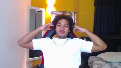 black_king_241 online show from February 2025 02:48:02 AM