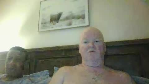 Snapshot of black_n_white4 chatting on January 2025 01:21:01 PM black_n_white4 online show from January 2025 01:21:01 PM