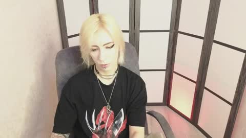 Snapshot of black_orchides chatting on May 2026 08:41:01 AM Emily online show from May 2026 08:41:01 AM