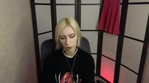 Snapshot of black_orchides chatting on May 2026 08:20:02 AM Emily online show from May 2026 08:20:02 AM