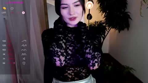 Mon Mon online show from March 2025 12:23:01 PM